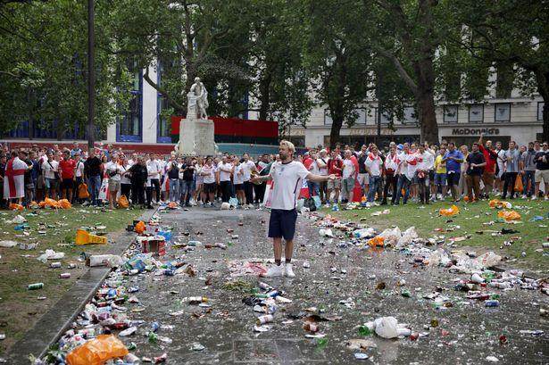 u8首页-【手记】看看温布利外的“垃圾场”，这就是足球回家？